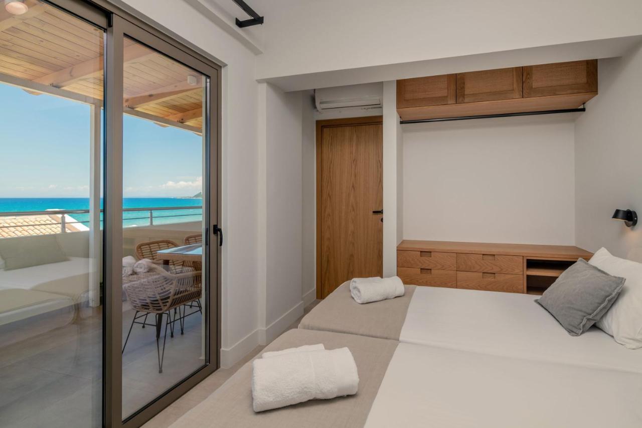 Paradise Elegant Apartments - Perfect Escape On The Beach Alikész Kültér fotó