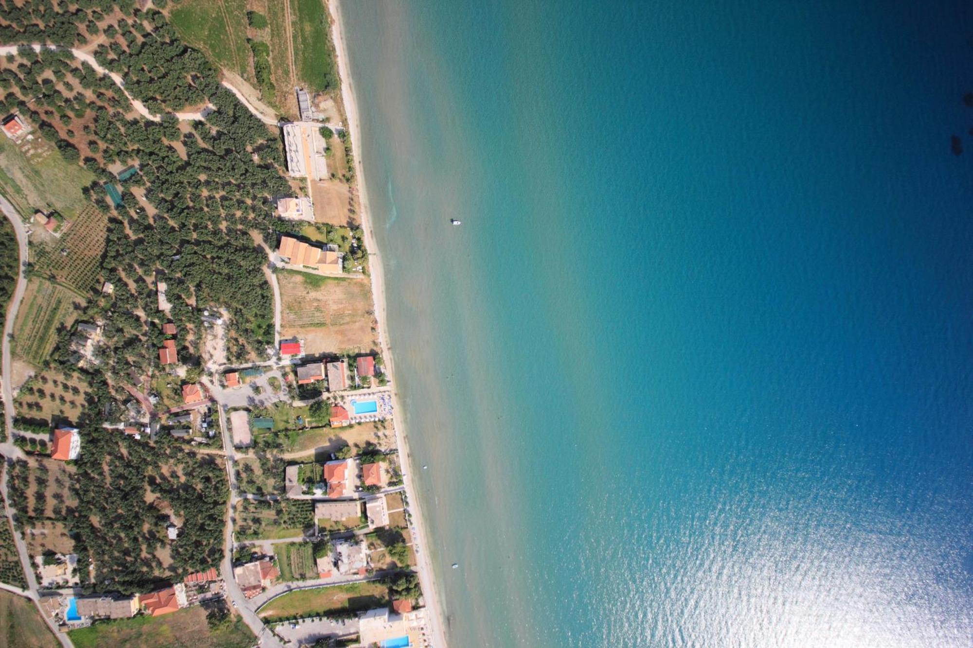 Paradise Elegant Apartments - Perfect Escape On The Beach Alikész Kültér fotó